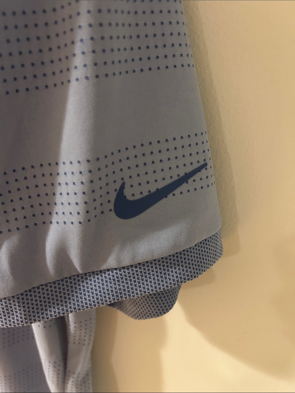 Nike Men’s Light Blue Striped Golf Polo - Picture 3 of 3